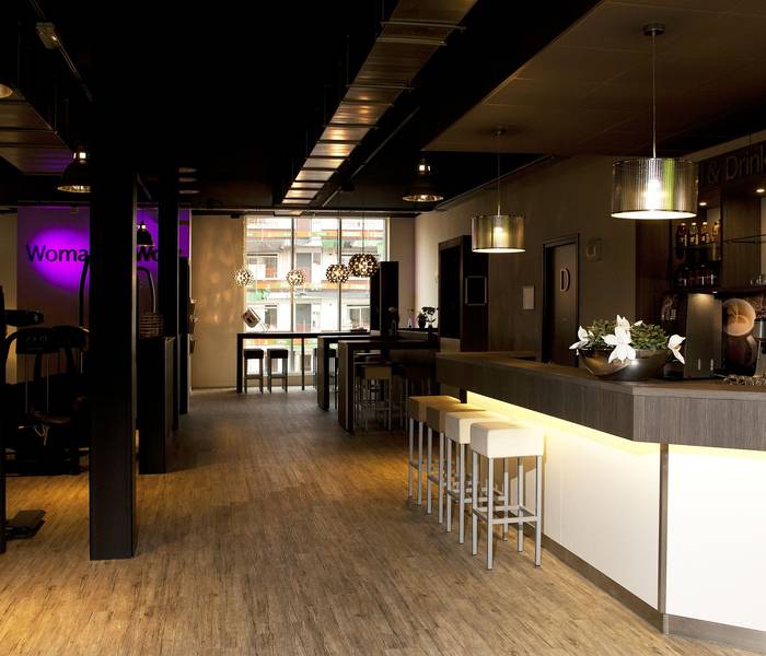 Moderne Bar, Innenausbau